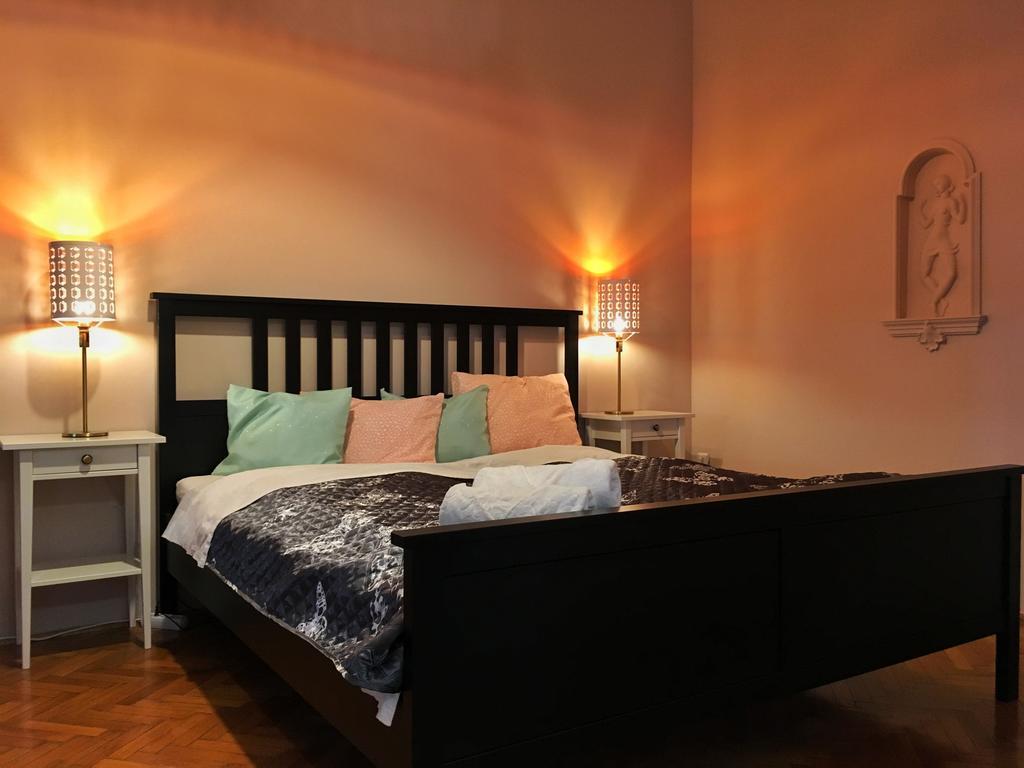 Diamonds Apartment With 2 Rooms Near Guzsdu Udvar Budapest Exterior photo